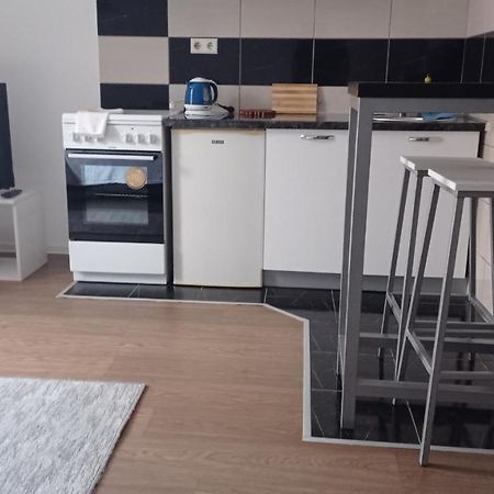 Sleep And Drive 2 Apartment Sarajevo Luaran gambar