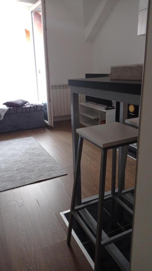 Sleep And Drive 2 Apartment Sarajevo Luaran gambar